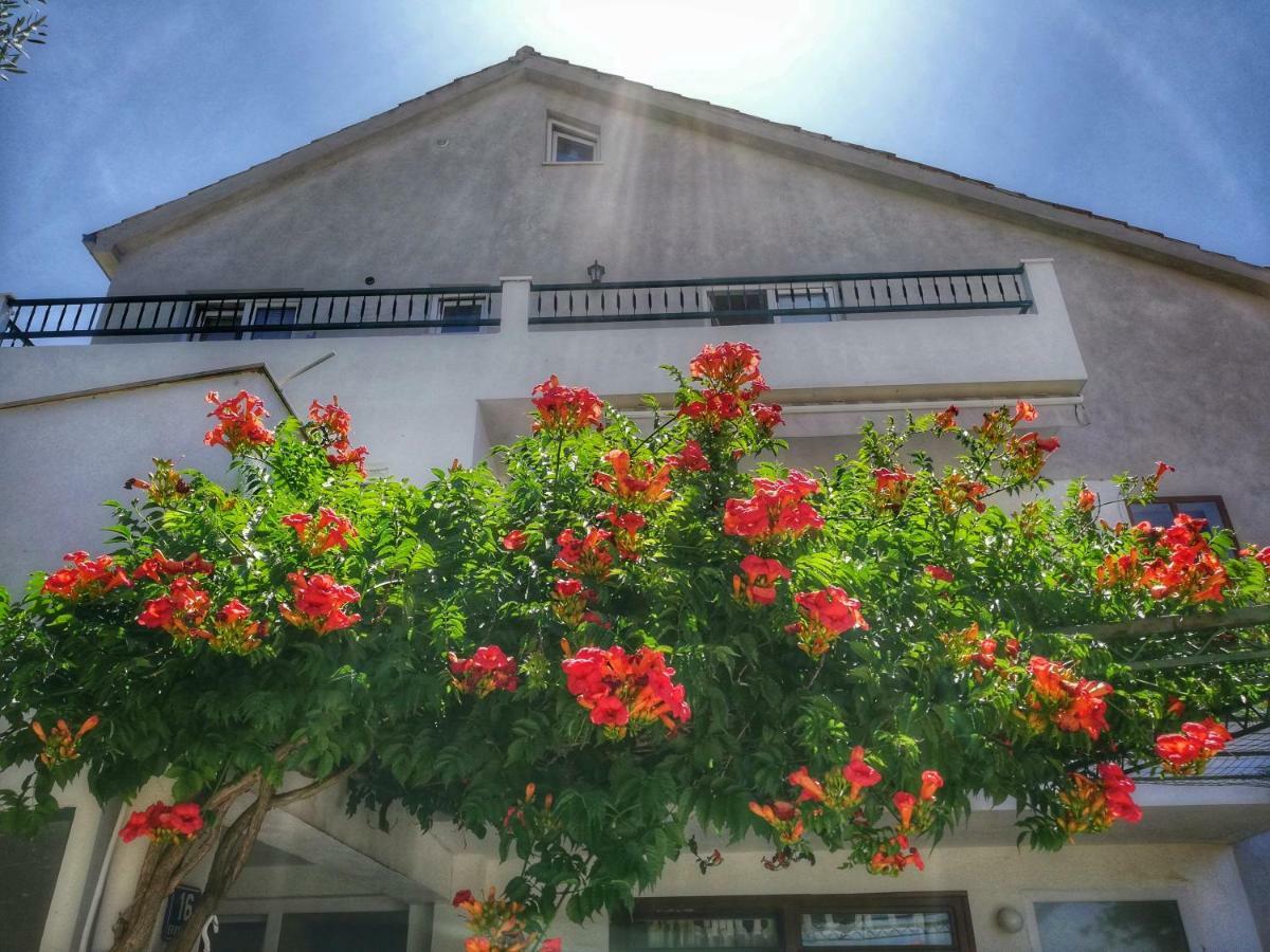 Apartments Jadranka Tučepi Exterior foto